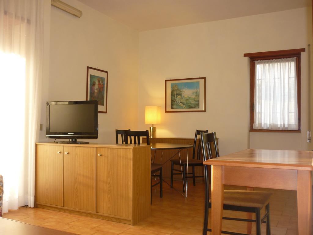 Eur Nir Aparthotel